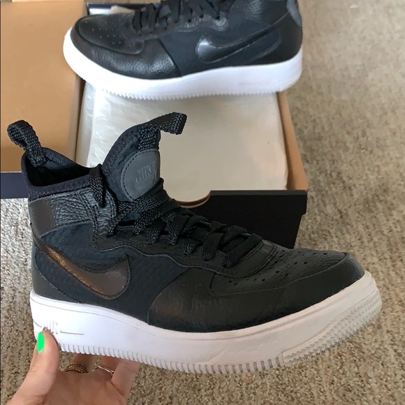 Nike Air Force 1 Ultraforce Mid Black White (W) - Picture 4 of 8